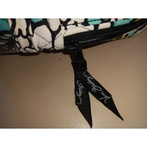 Vera Bradley Insulated Lunch bag Bright floral print   *C - Picture 3 of 4